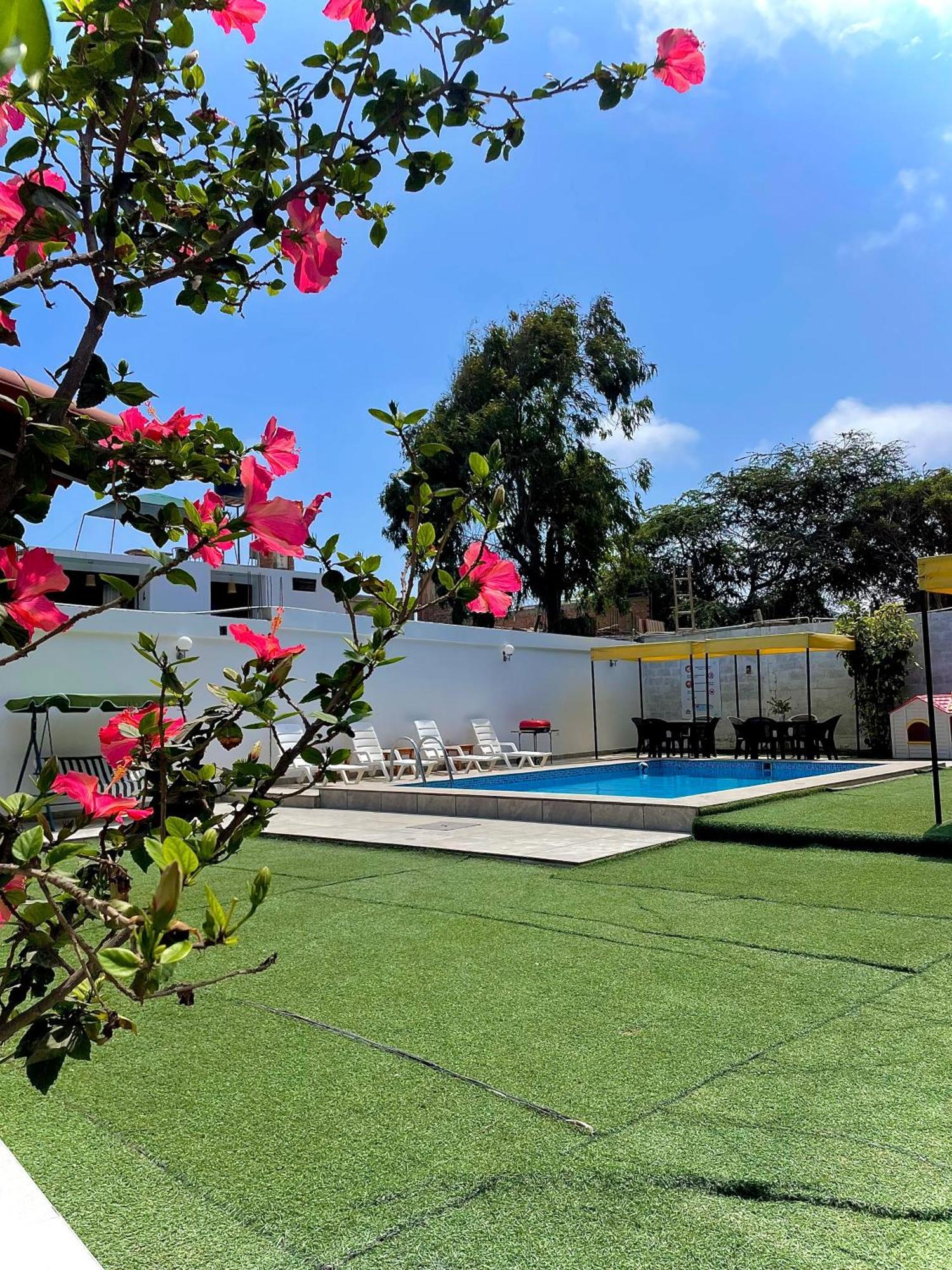 ホテル Huanchaco Gardens エクステリア 写真